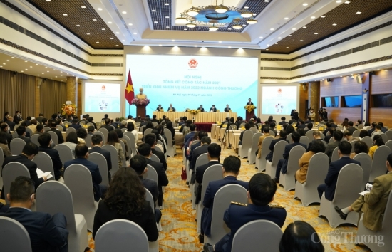 “Vượt bão” đại dịch, ngành Công Thương “về đích” vượt mức nhiều chỉ tiêu