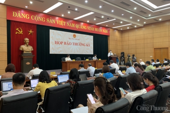 Họp báo Bộ Công Thương: Giải đáp nhiều vấn đề được báo chí quan tâm