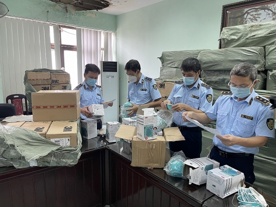 Hà Nội: Đẩy mạnh kiểm tra các địa bàn trọng điểm về buôn lậu, gian lận thương mại