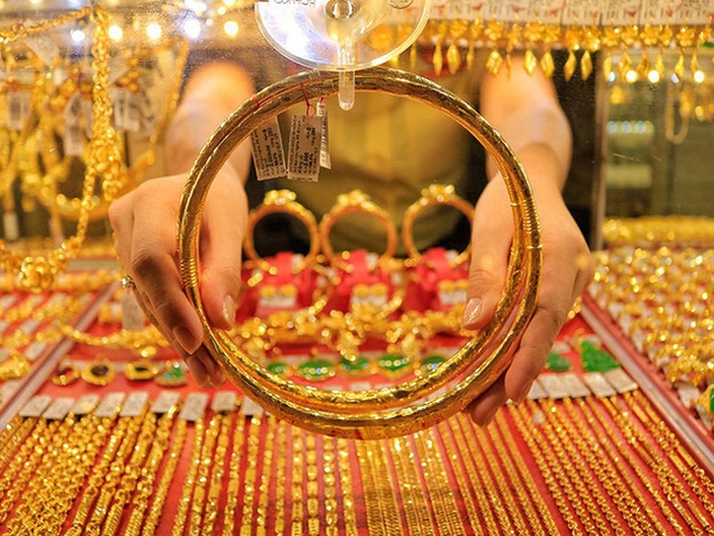 Giá vàng hôm nay 19/5: Vàng SJC mất đà tăng