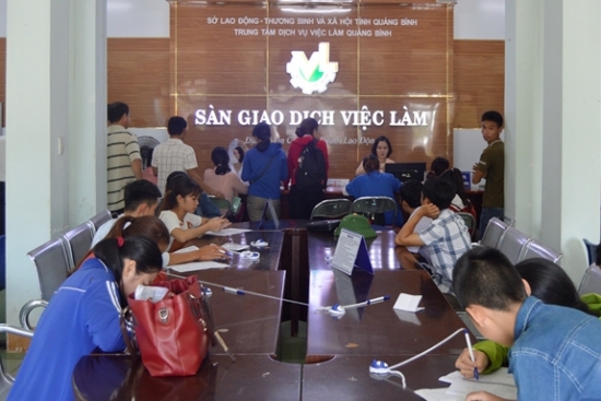 Quảng Bình: Nhiều giải pháp kết nối cung - cầu lao động