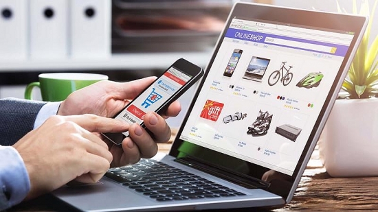 Bảo vệ quyền lợi người tiêu dùng trong môi trường thương mại điện tử