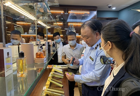 Đa dạng kênh thông tin nhận diện hàng thật - giả cho người tiêu dùng
