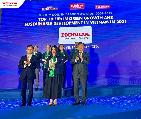 Honda Việt Nam nhận giải thưởng Rồng Vàng lần thứ 17