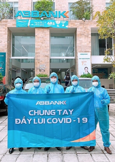 ABBANK được Liên đoàn Lao động TP. Hồ Chí Minh khen thưởng về công tác phòng chống dịch