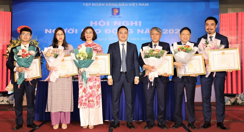 Quyết tâm hoàn thành thắng lợi kế hoạch năm 2022