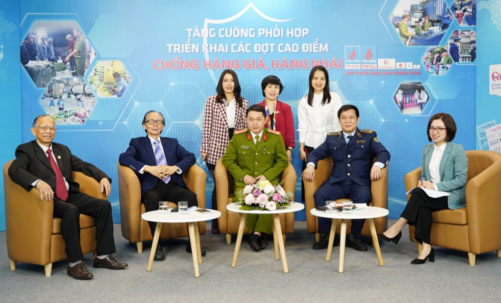 Tăng cường phối hợp, triển khai các đợt cao điểm chống hàng giả, hàng nhái - Phần II: Tăng cường “quả đấm thép” phòng chống gian lận thương mại, hàng giả dịp Tết